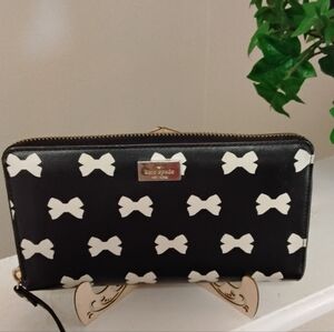 🖤🤍KATE SPADE Neda Nylon Continental large zip around wallet🤍🖤 EUC